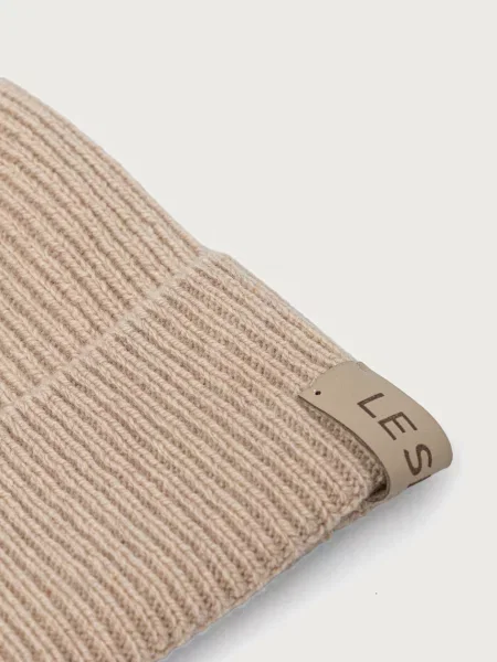 Шапка Le Sh Ka Headwear бежевая