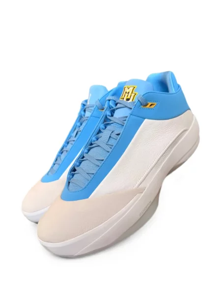 Sneakerși Jordan alb