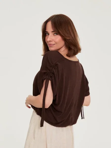 Tricou Marisse maro