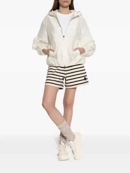 Geacă Moncler cu glugă