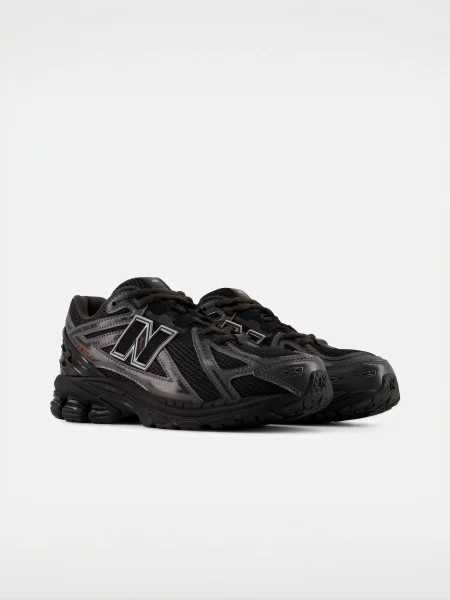 Повседневные кроссовки New Balance черные