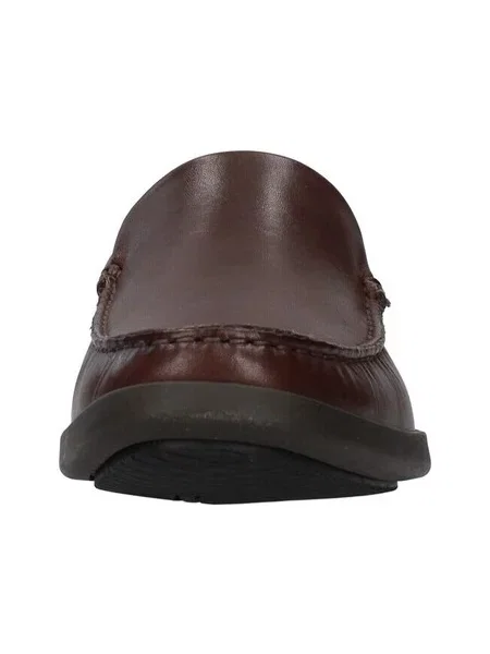 Pantofi Clarks maro