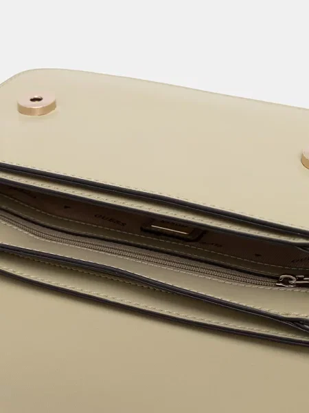 Кожаная сумочка Guess