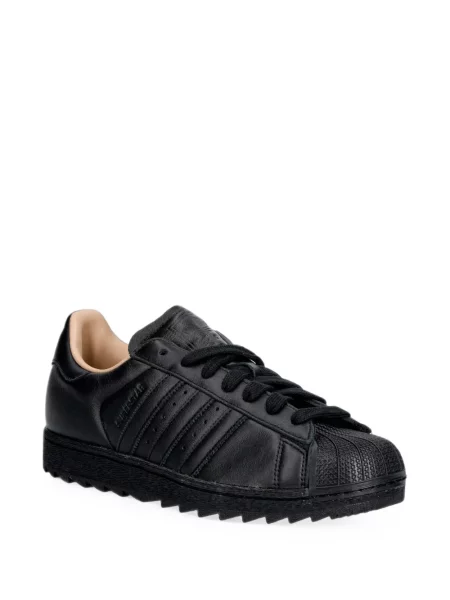 Matlasat sneakerși Adidas Superstar cu autograf din velur gri