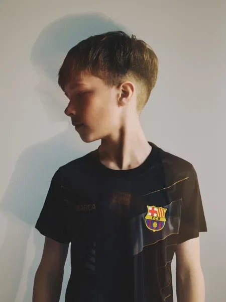 Reserved FC Barcelona póló fekete
