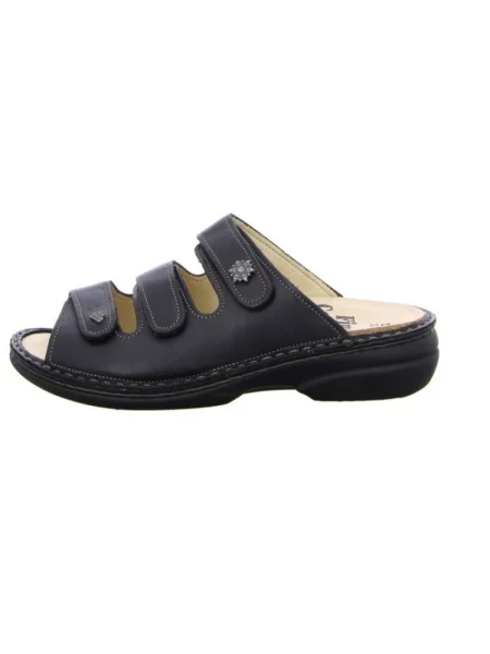 Klapki Finn Comfort skórzane niebieskie