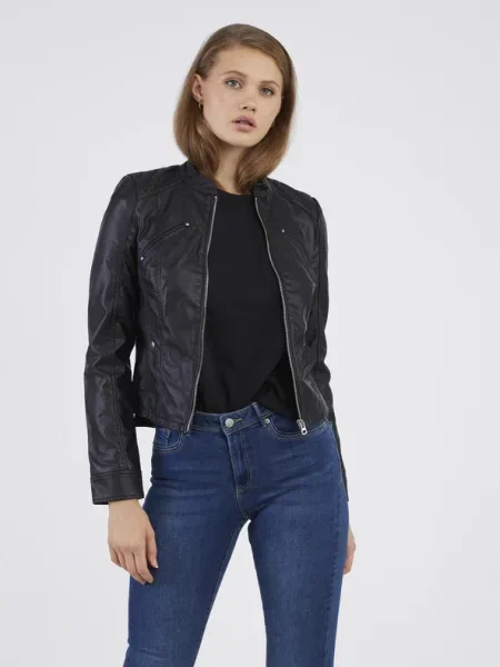 Dzseki Vero Moda fekete