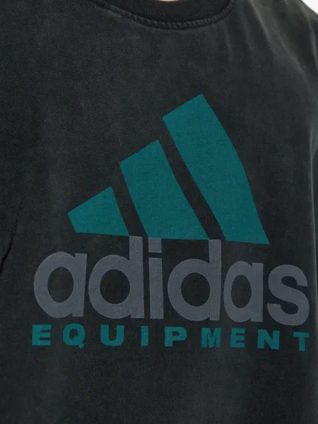 Prugasta majica Adidas s printom plava