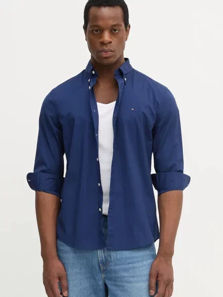 Риза Tommy Hilfiger със стандартна кройка с яка с копче розово