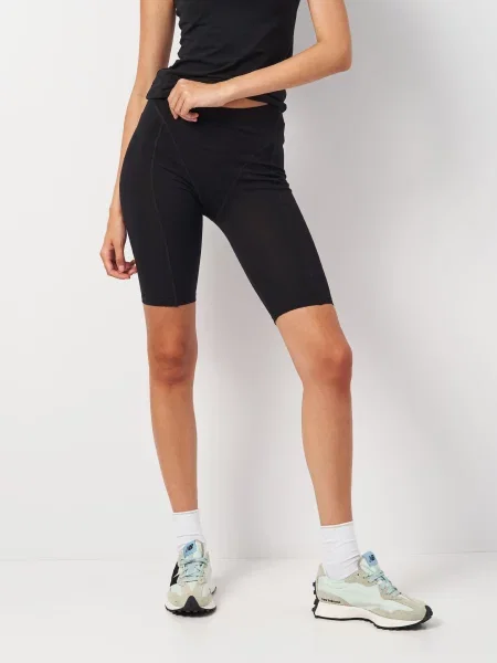 Роза Велосипедки чорний