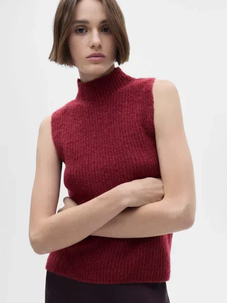 Жилет MANGO бордовий