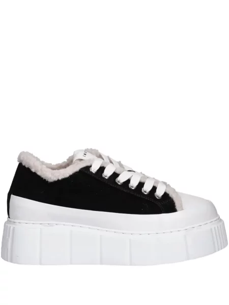 Sneakerși Inuikii din fleece cu platformă negru