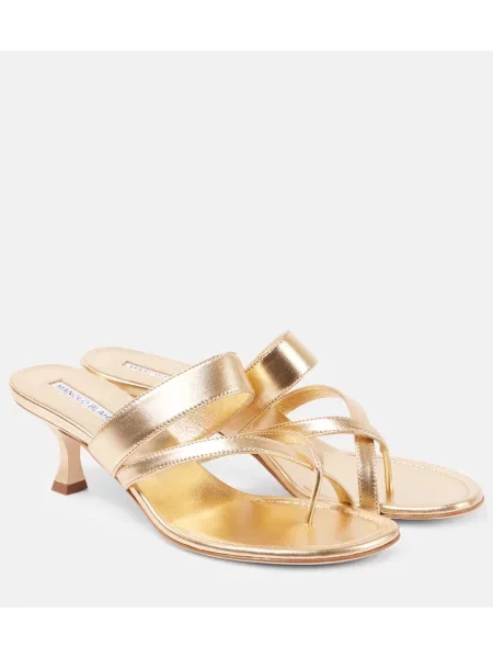 Papuci tip mules Manolo Blahnik din piele auriu