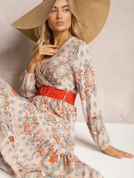 Rochie deschis evazată cu Shara bej