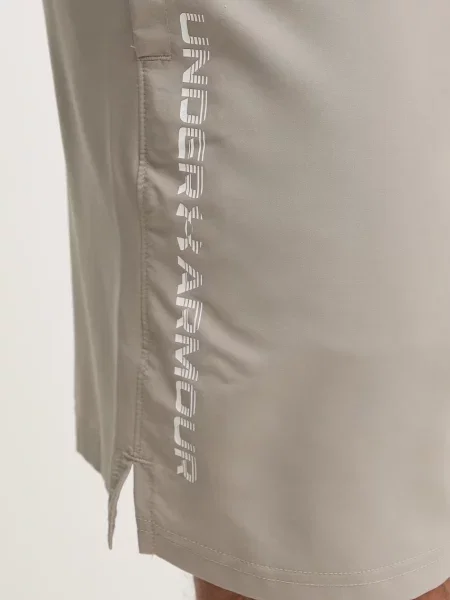 Спортивные шорты Under Armour