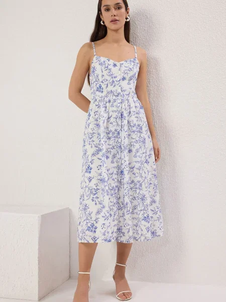 Trendyol Rochie de vară ecru / deschis albastru