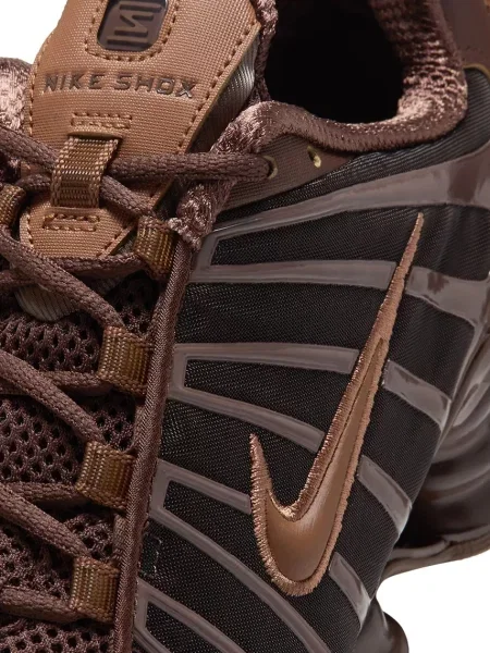 Nike Sportswear Shox TL sportcipő női barna