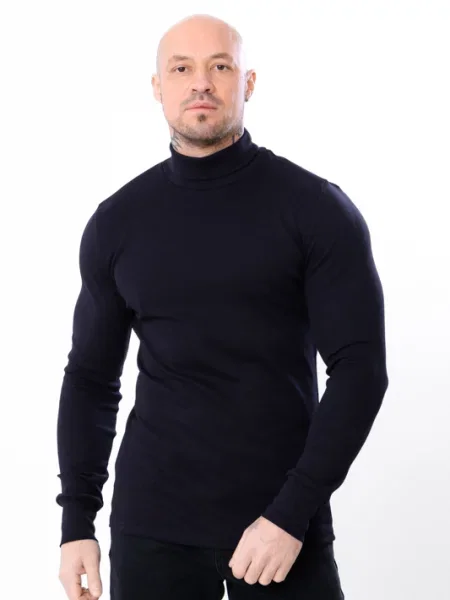 Водолазка водолазка носи своє синяя