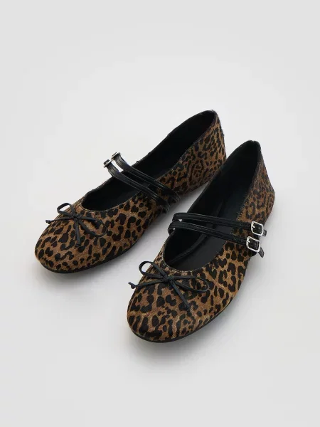 Кожаные балетки Reserved