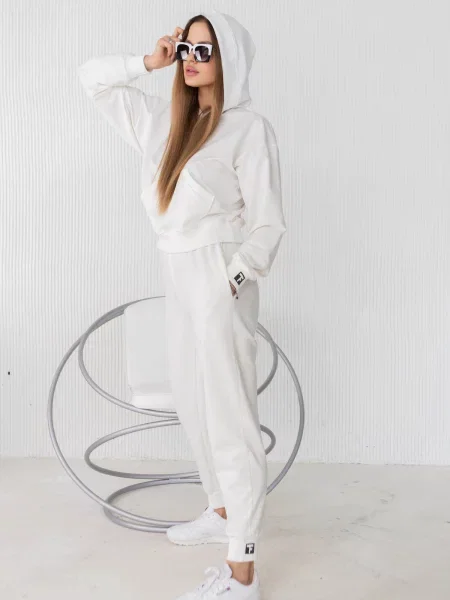 Женский спортивный костюм білий