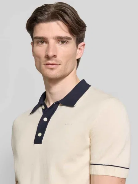 Koszulka polo o kroju slim fit z wyhaftowanym logo Gant białe
