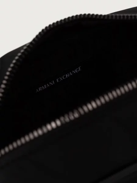 Armani Exchange косметичка