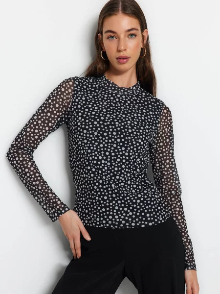 Trendyol Лонгслів чорний