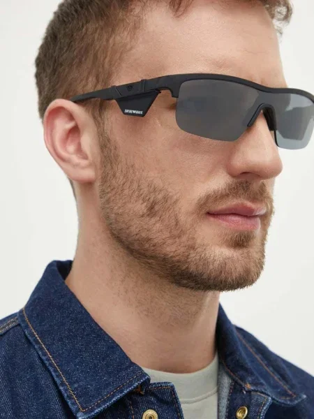 Sunčane naočale Emporio Armani za muškarce crna