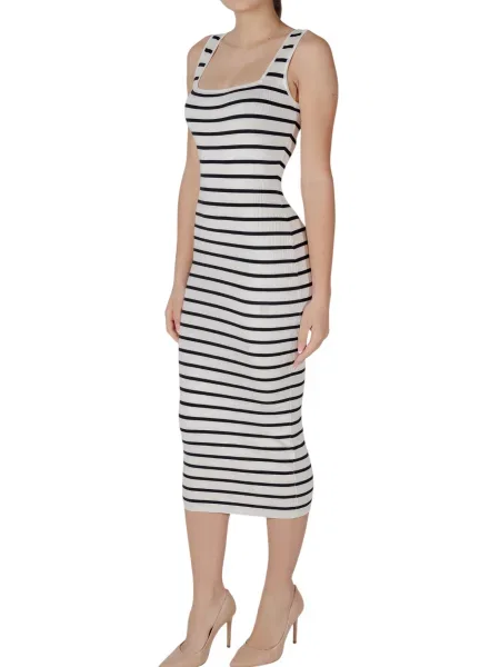 Morgan sukienka RMDEBI beżowy midi dopasowana RMDEBI czarna