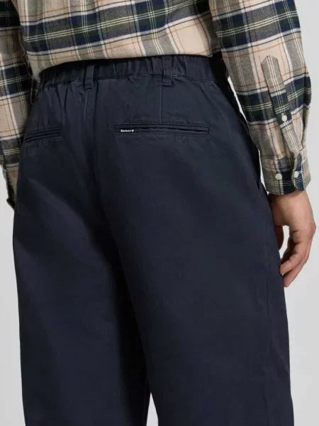 Barbour Spodnie Chino Yorklane O Regularnym Kroju blau granatowe