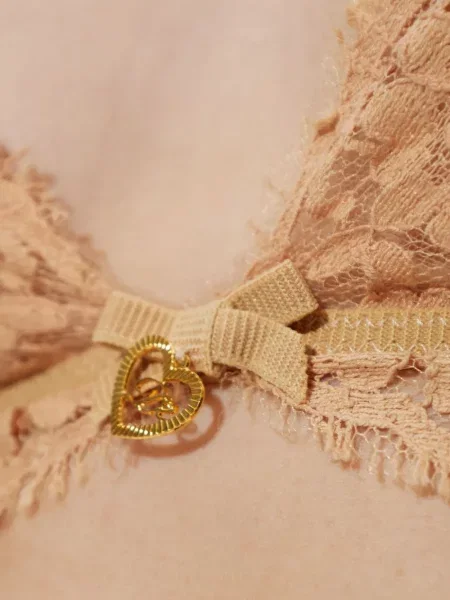 Sutien Dsquared2 cu model floral din dantelă