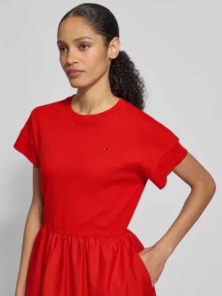 Rozkloszowana sukienka casualowa z mieszanki materiałów model CODY' Tommy Hilfiger czerwona