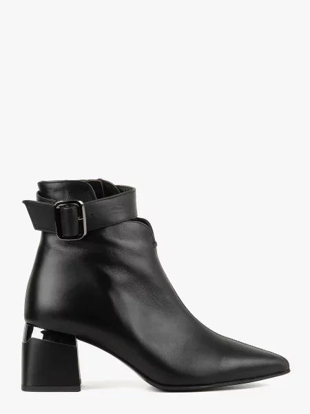 Шкіряні Ботильйони LeBERDES чорний