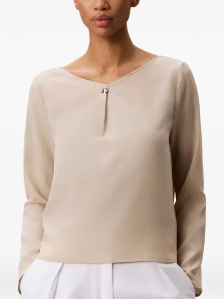 V-nyakú blúz Calvin Klein