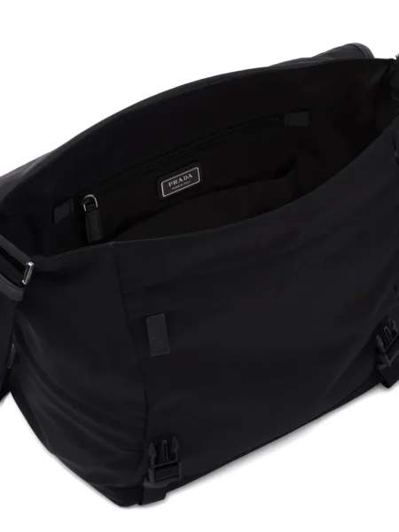 Geantă Prada cu cataramă negru