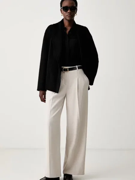 Calvin Klein krátky kabát dámsky s vlnou čierna