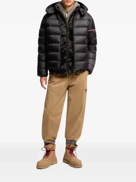 Geacă Moncler cu glugă negru