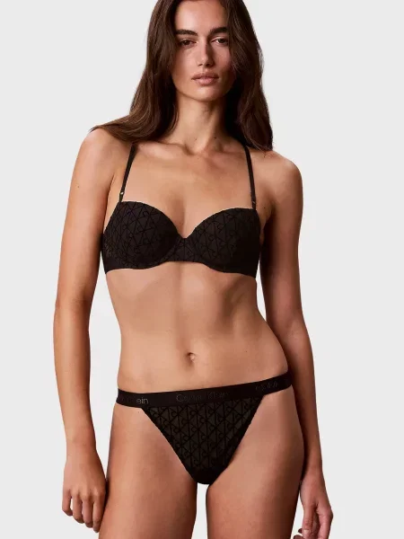 Стринги Calvin Klein черные