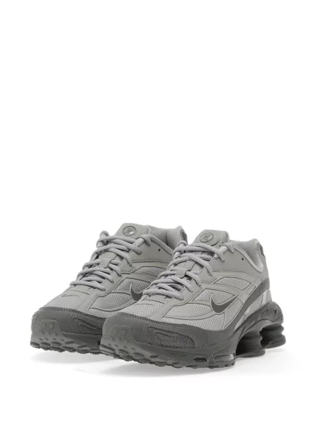 Sneakerși Nike gri