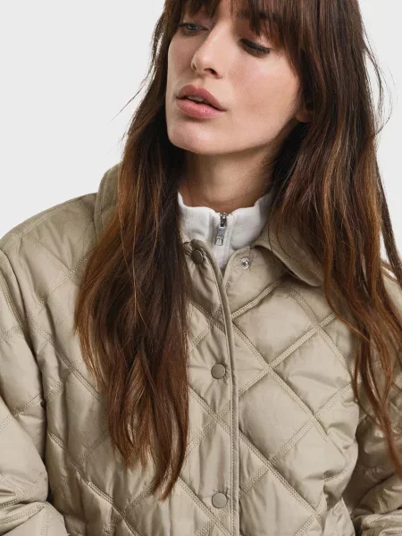 Стьобана з коміром куртка Gant бежева