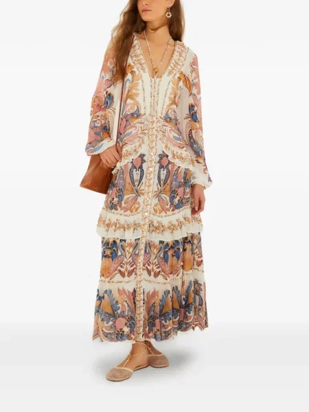 Rochie maxi Farm Rio cu volane în straturi de costum