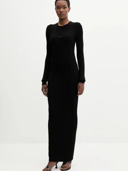 Рокля La Mania дълга с кройка по тялото LEE черно