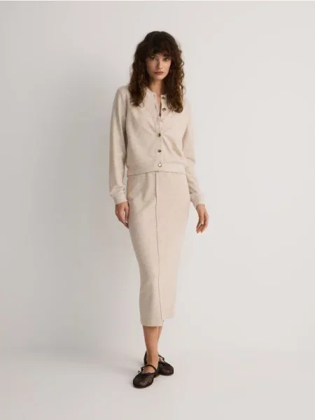 Reserved Трикотажна спідниця міді бежевий