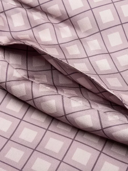 Pantaloni scurți John Elliott de mătase cu imagine