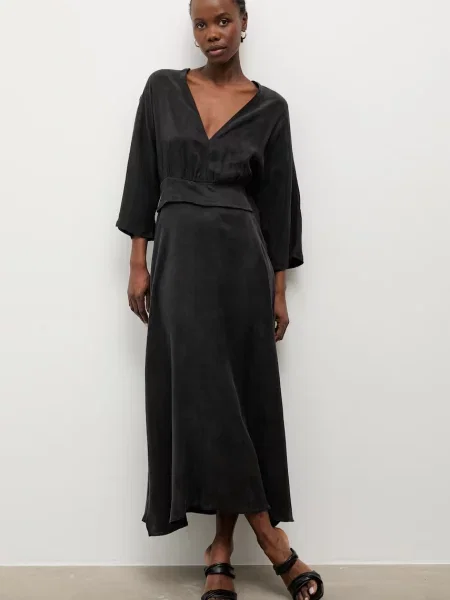 Answear.LAB rochie din lyocell negru