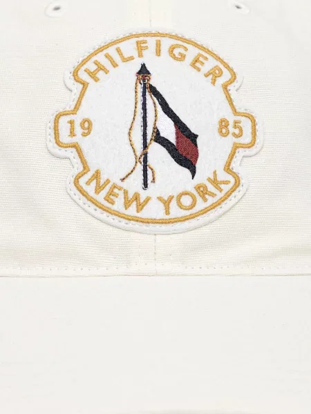 Tommy Hilfiger bejzbolska kapa bela