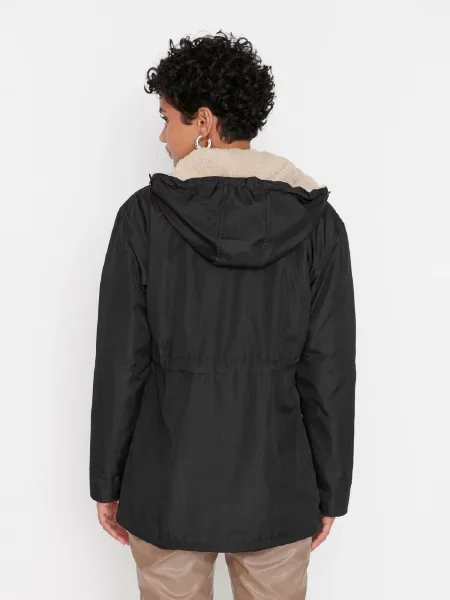 Trendyol Lagana parka crna