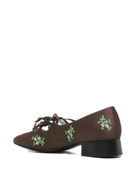 Květinové lodičky Nicole Saldaña s výšivkou hnědé