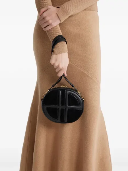 Mini rankinė Patou juoda