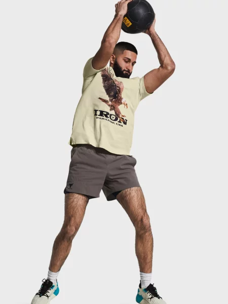 Спортивна футболка Under Armour бежева